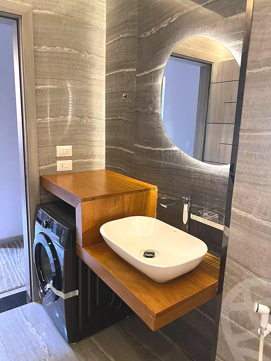 https://aqarmap.com.eg/ar/listing/7179994-for-rent-cairo-new-cairo-compounds-hyde-park