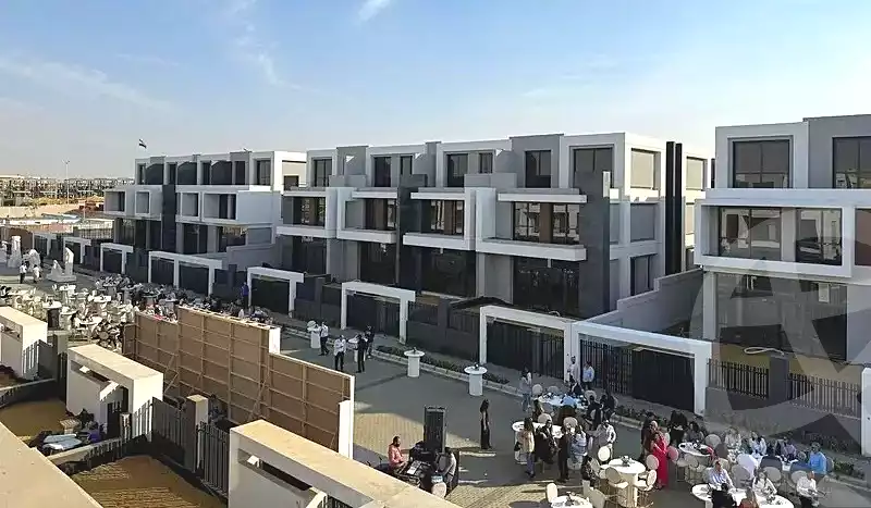 https://aqarmap.com.eg/en/listing/7179992-for-sale-cairo-new-cairo-compounds-el-patio-town-compound-la-vista