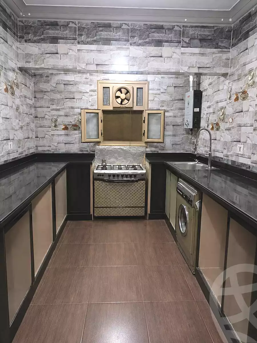 https://aqarmap.com.eg/ar/listing/7180077-for-sale-cairo-6th-of-october-ganob-el-ahyaaa-hay-el-andalous