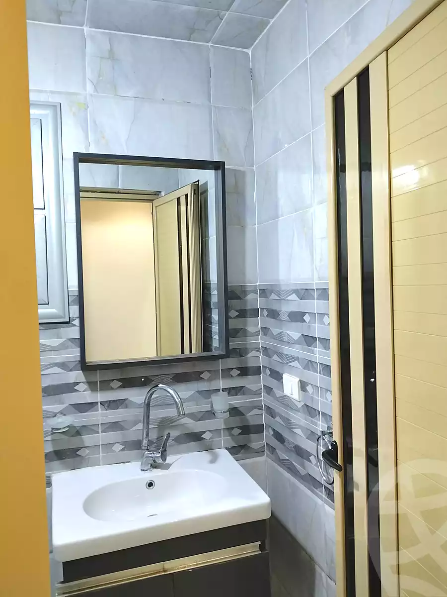 https://aqarmap.com.eg/ar/listing/7180562-for-sale-qalyubia-shubra-el-khaima-el-shareaa-el-gadid-st