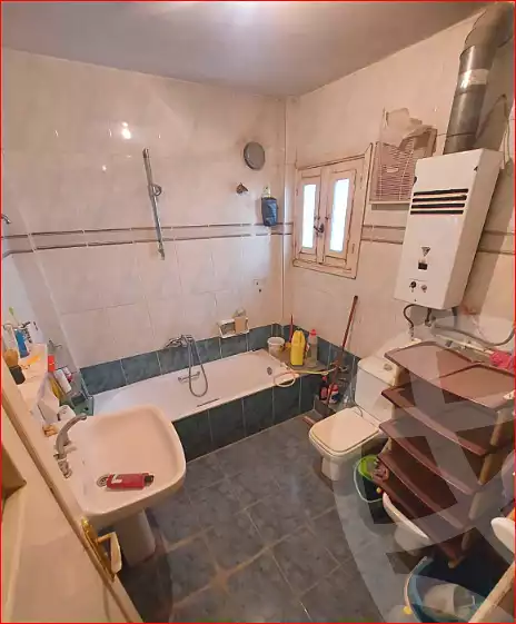 https://aqarmap.com.eg/ar/listing/7180804-for-sale-cairo-helwan-helwan-el-sharkeya-borhan-st