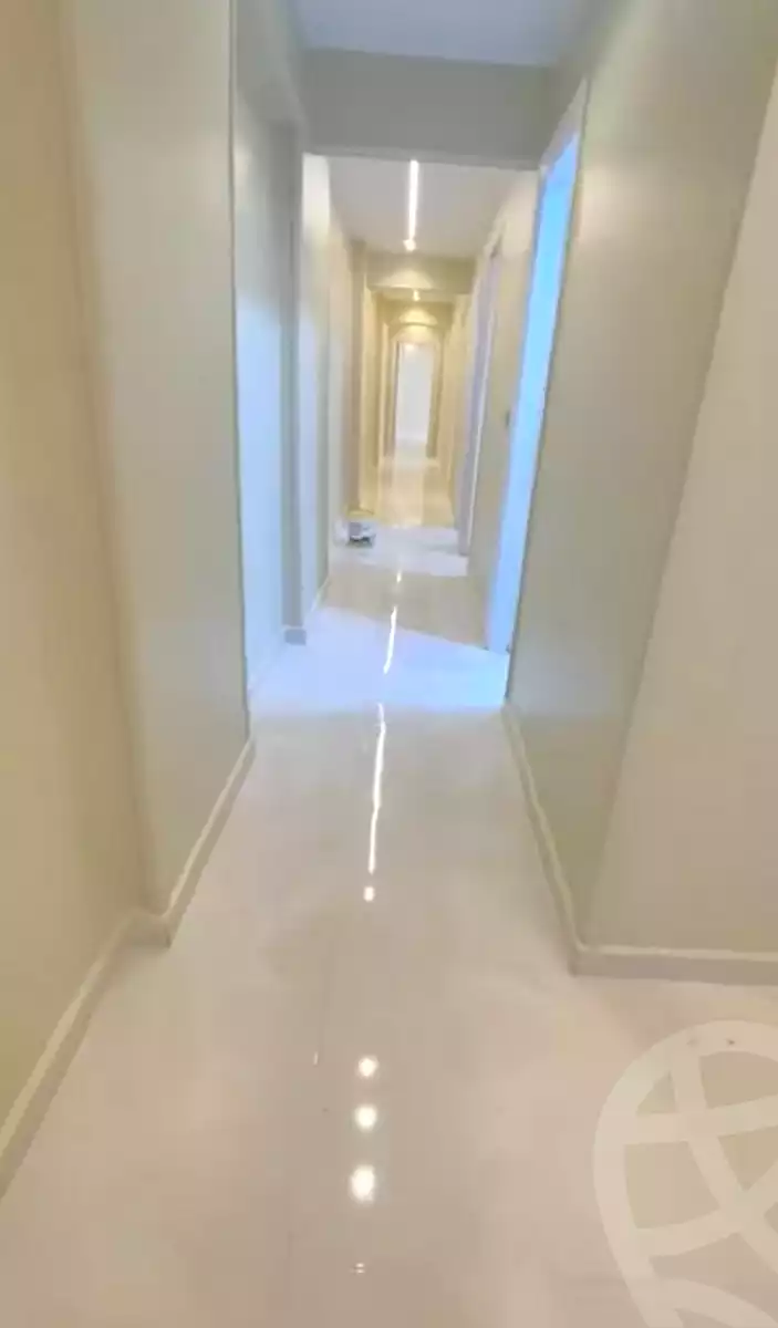 https://aqarmap.com.eg/ar/listing/7180885-for-sale-alexandria-sydy-bshr-sydy-bshr-bhry-gamal-abd-el-nasir-st