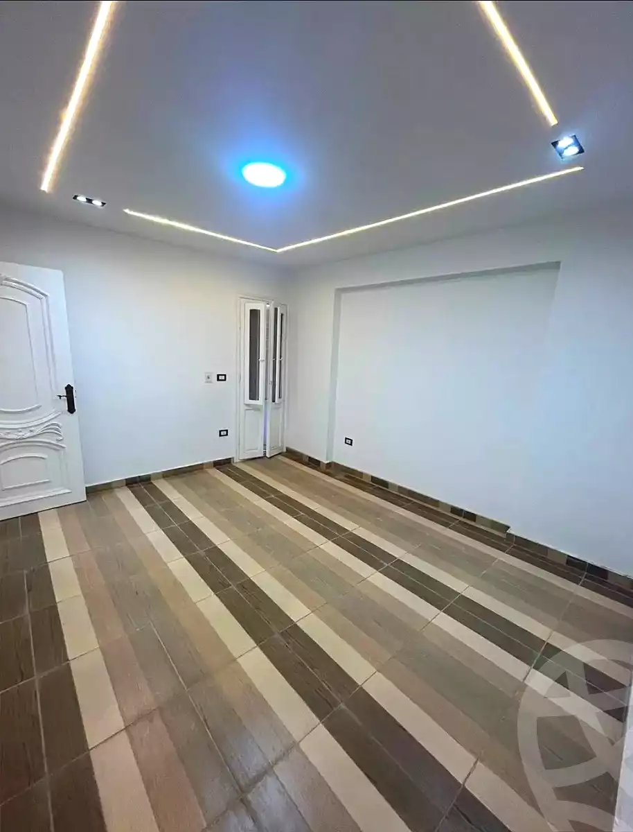 https://aqarmap.com.eg/ar/listing/7181215-for-sale-alexandria-al-agamy-lbytsh-el-reyad-st