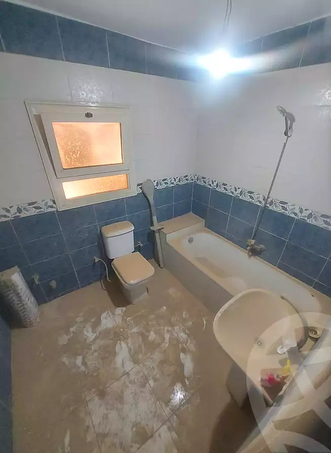 https://aqarmap.com.eg/ar/listing/7181226-for-sale-cairo-helwan-el-shareaa-el-sharby-st