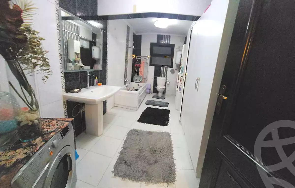https://aqarmap.com.eg/ar/listing/7181228-for-sale-cairo-elnozha-taha-hussein-st