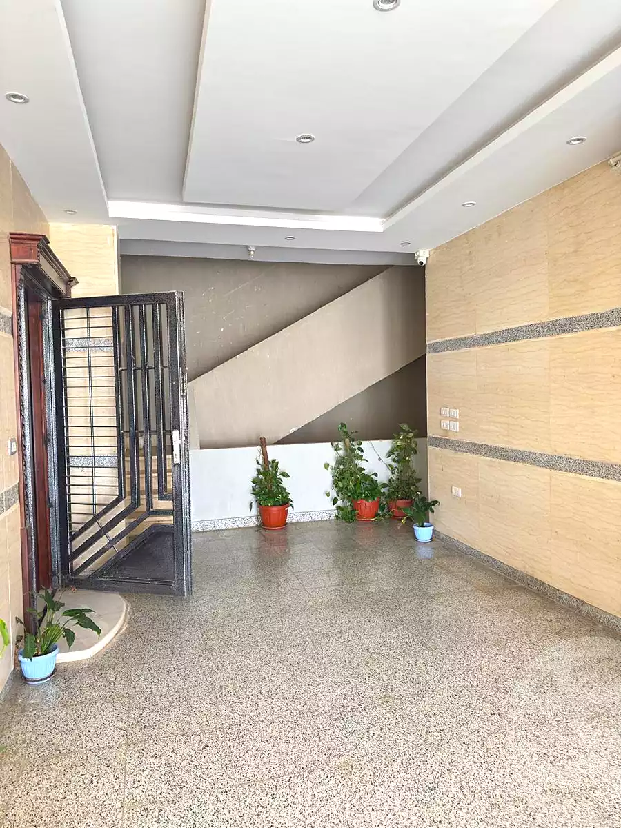 https://aqarmap.com.eg/en/listing/7181615-for-rent-cairo-el-sheikh-zayed-city-mntq-fr-y-bmdyn-lshykh-zyd