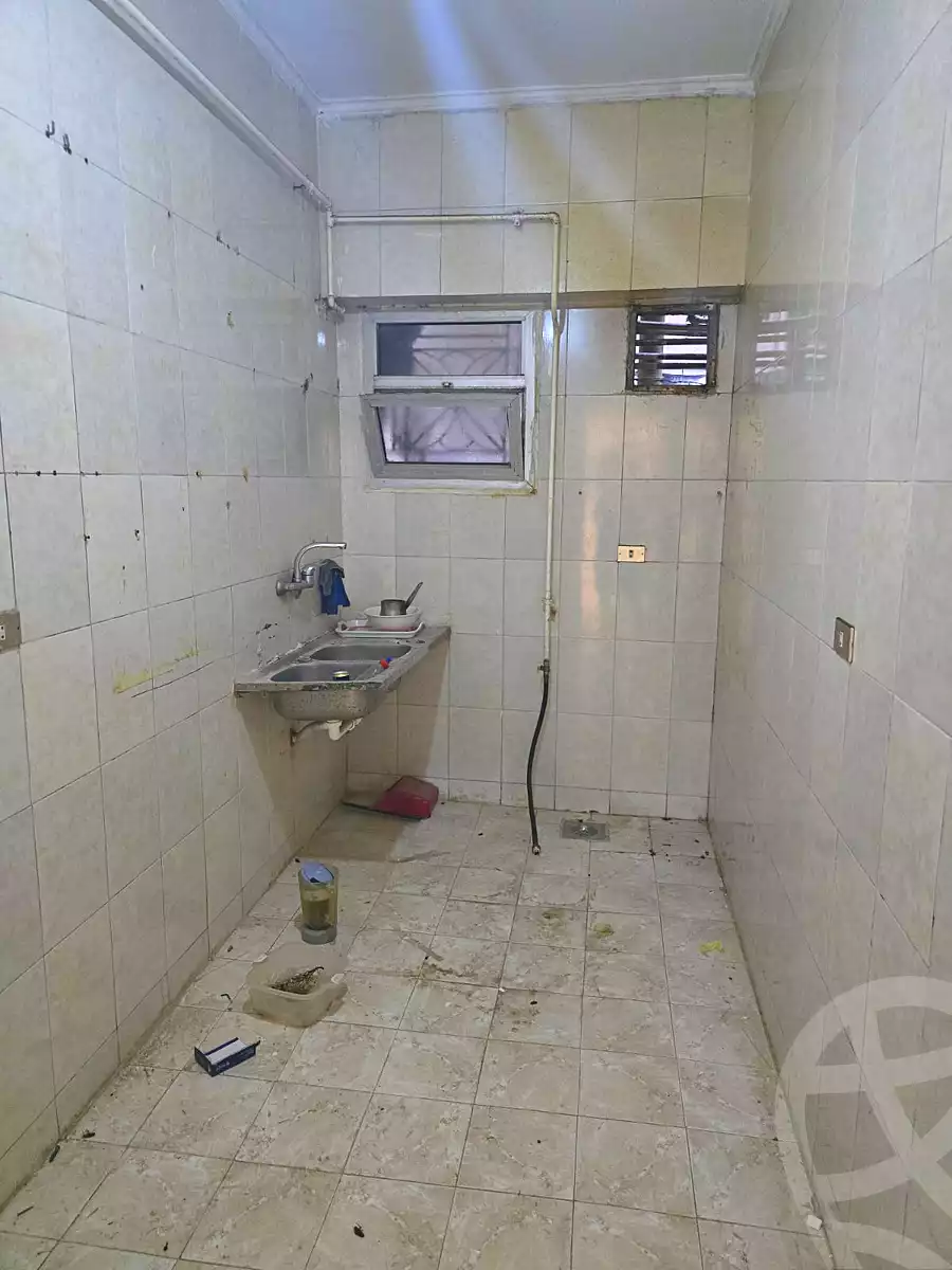 https://aqarmap.com.eg/en/listing/7181727-for-rent-cairo-6th-of-october-el-ahyaa-neighborhood-2nd-divided-from-al-kafrawei-st