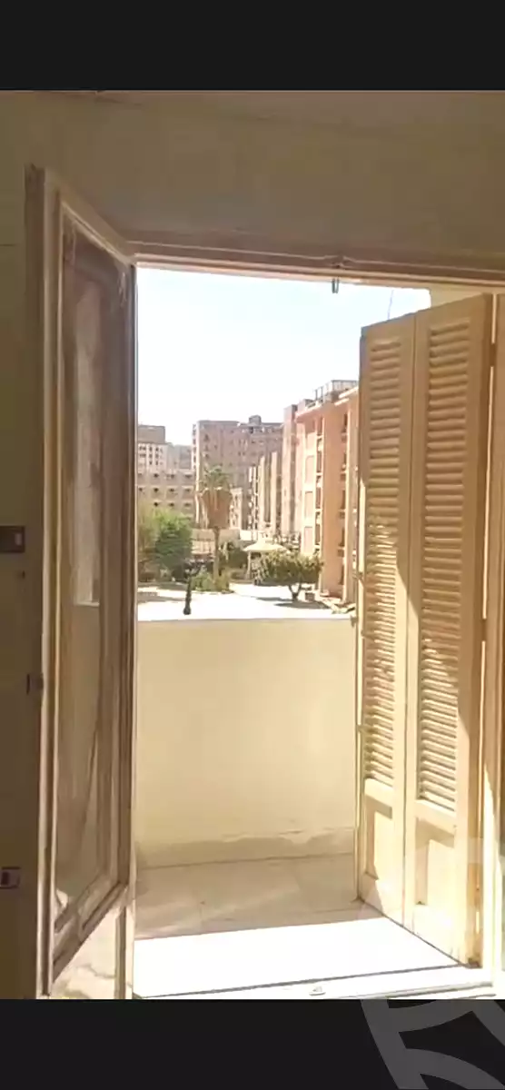 https://aqarmap.com.eg/en/listing/7181778-for-sale-cairo-el-zaytun-hlmy-lzytwn-ibn-el-hakam-sq