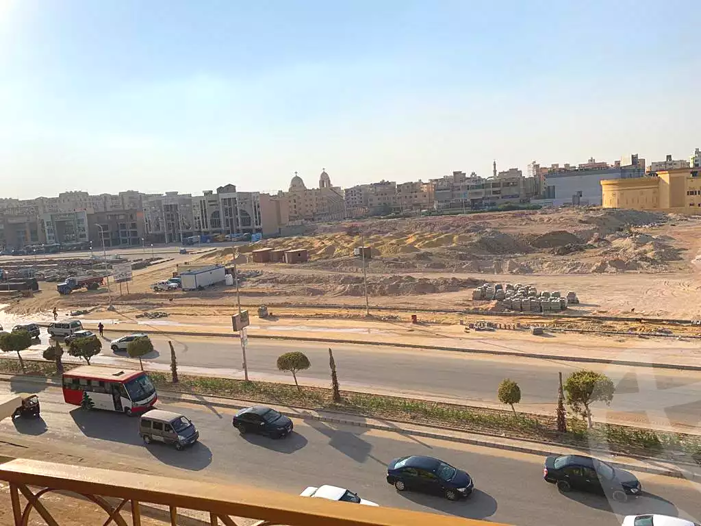 https://aqarmap.com.eg/ar/listing/7181790-for-sale-cairo-6th-of-october-el-ahyaa-neighborhood-4th-neighbourhood-2