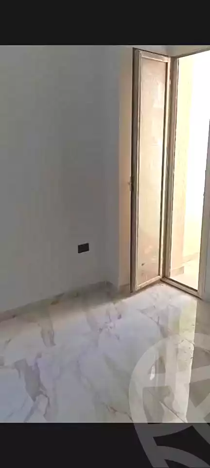 https://aqarmap.com.eg/en/listing/7181925-for-rent-alexandria-moharram-bey
