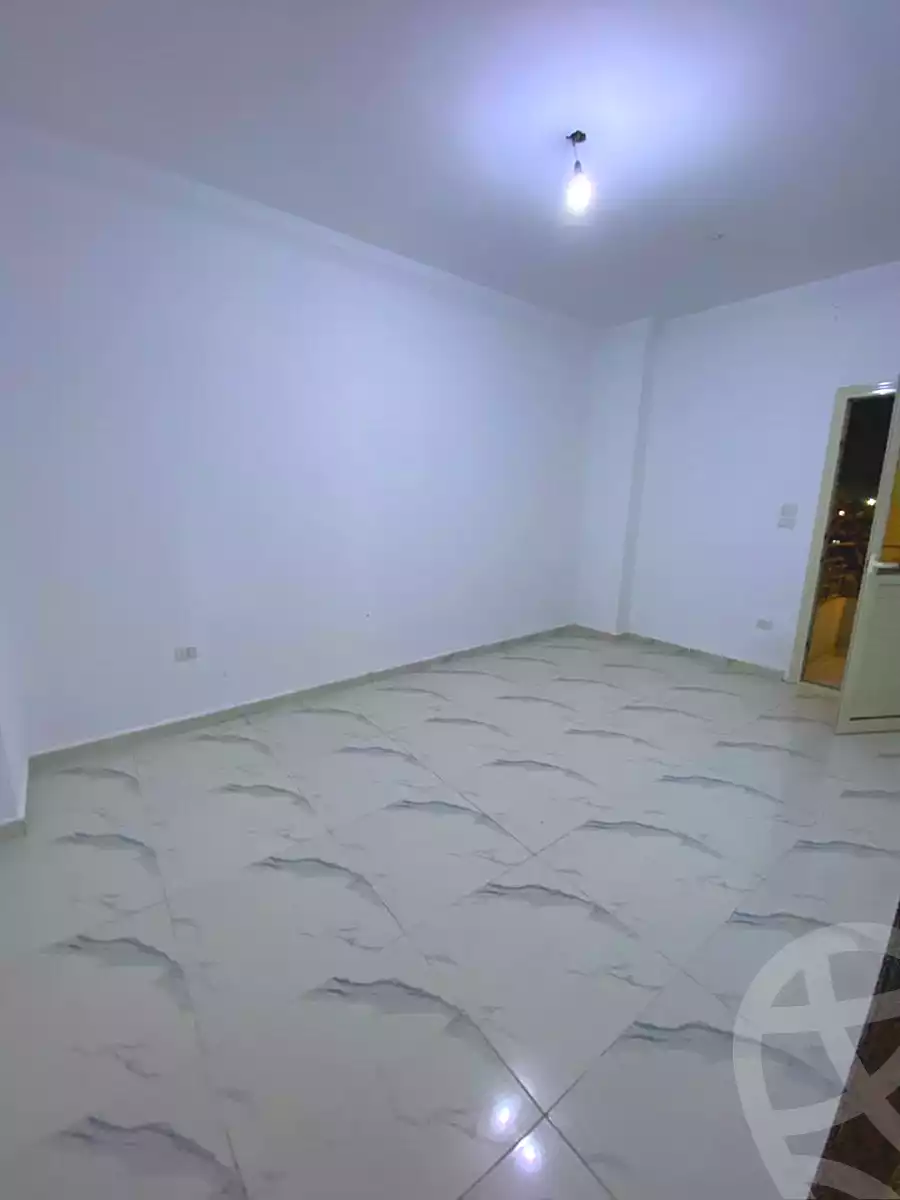 https://aqarmap.com.eg/ar/listing/7182038-for-rent-cairo-6th-of-october-el-ahyaa-neighborhood-5th-street-13