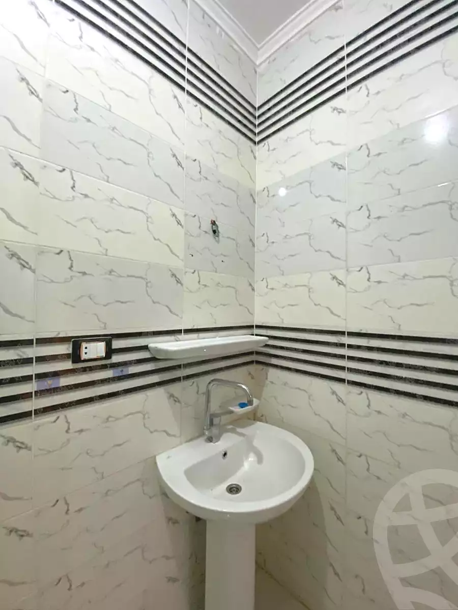 https://aqarmap.com.eg/ar/listing/7182038-for-rent-cairo-6th-of-october-el-ahyaa-neighborhood-5th-street-13