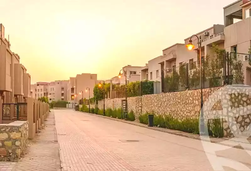 https://aqarmap.com.eg/en/listing/7182108-for-sale-cairo-el-sheikh-zayed-city-compounds-el-karma-residence