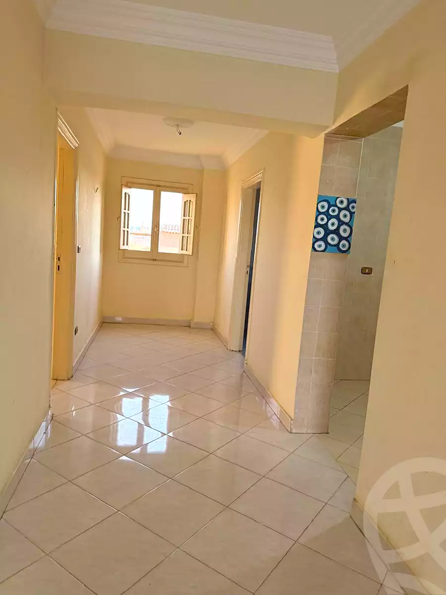 https://aqarmap.com.eg/ar/listing/7182131-for-sale-cairo-new-cairo-ganob-el-akadamiya-south-academy-b-medhat-el-kholy-st