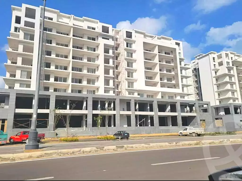 https://aqarmap.com.eg/ar/listing/7182335-for-sale-north-coast-new-alamein-mntj-t-l-lmyn-ljdyd-kmbwnd-mzryn
