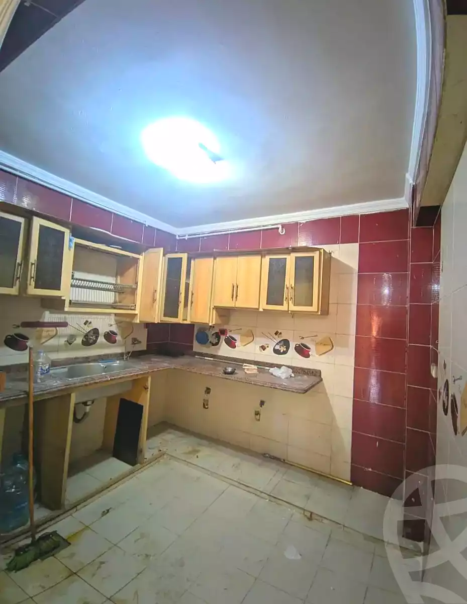 https://aqarmap.com.eg/ar/listing/7182675-for-sale-alexandria-al-agamy-el-hanouvel-al-haded-we-al-soulb-st