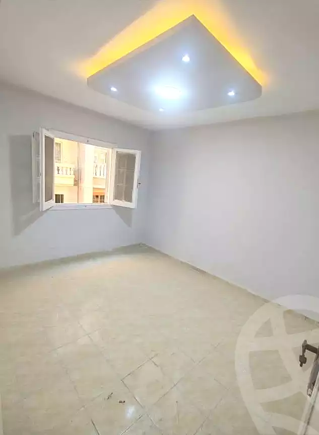 https://aqarmap.com.eg/en/listing/7182746-for-sale-alexandria-al-agamy-el-hanouvel-al-asdakaa-st
