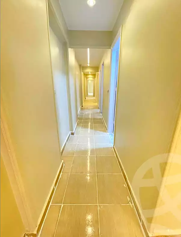 https://aqarmap.com.eg/ar/listing/7183293-for-sale-alexandria-sydy-bshr-sydy-bshr-bhry-gamal-abd-el-nasir-st