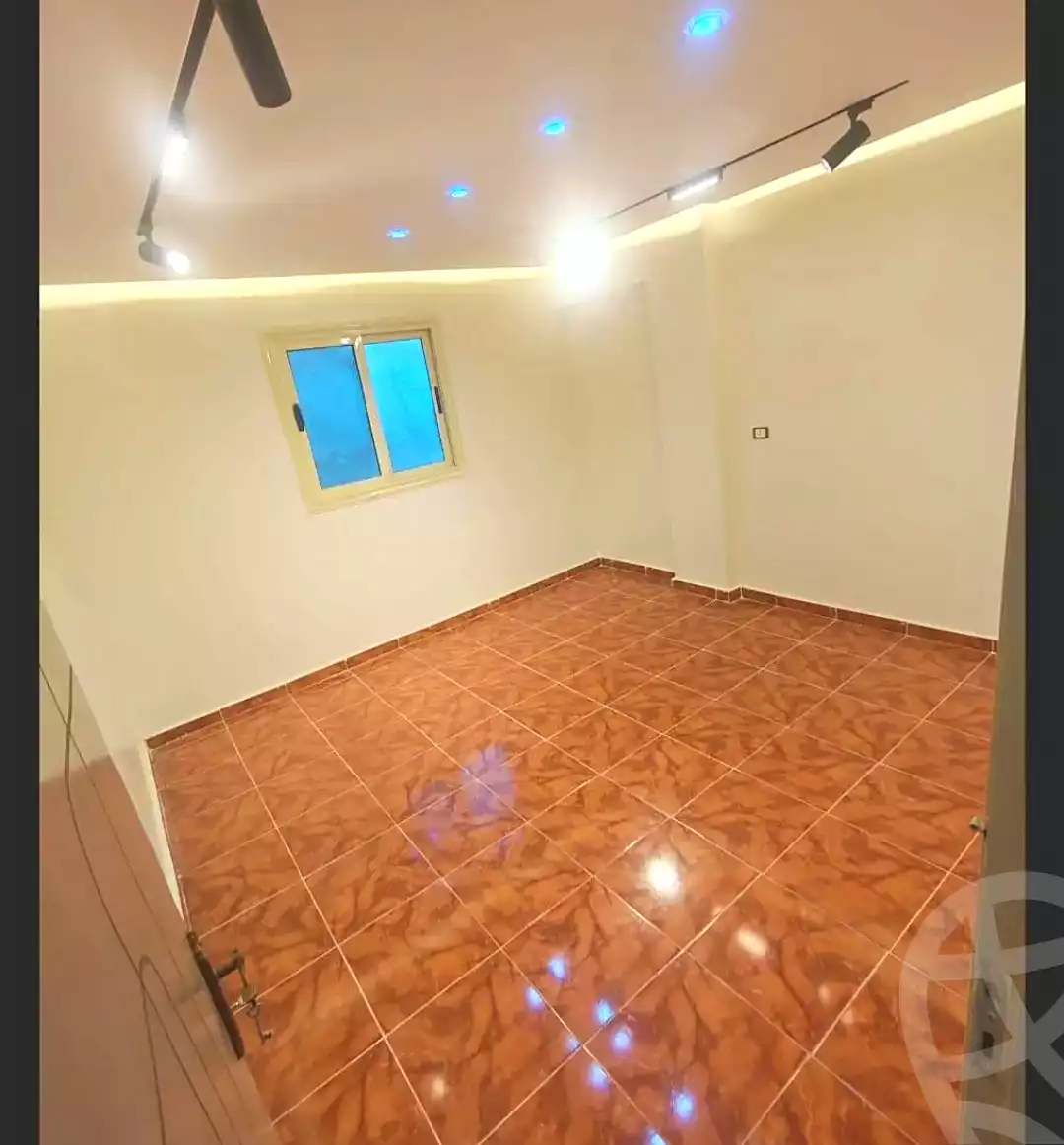 https://aqarmap.com.eg/en/listing/7183307-for-sale-alexandria-al-agamy-el-hanouvel-abo-el-shawareb-st