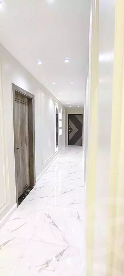 https://aqarmap.com.eg/ar/listing/7183579-for-sale-alexandria-al-agamy-el-hanouvel