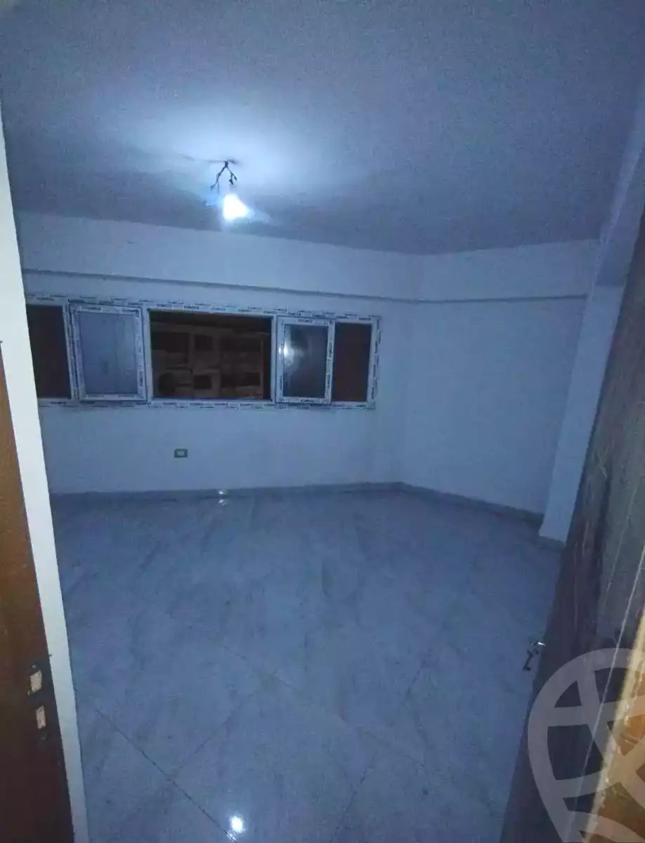 https://aqarmap.com.eg/ar/listing/7183947-for-sale-alexandria-sydy-bshr-sydy-bshr-bhry-shr-khld-bn-lwlyd