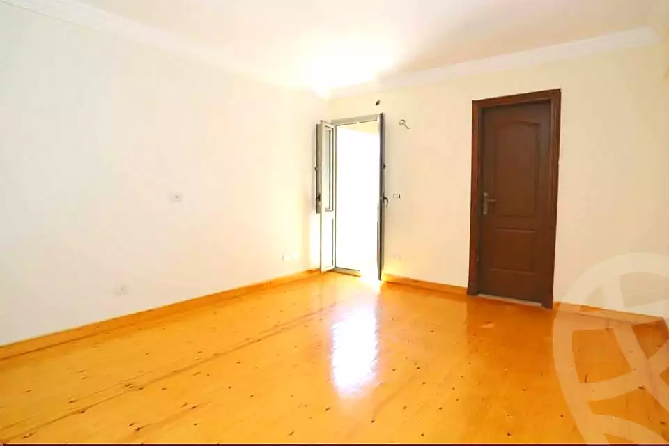 https://aqarmap.com.eg/en/listing/7184031-for-sale-alexandria-l-zryt-champollion-st