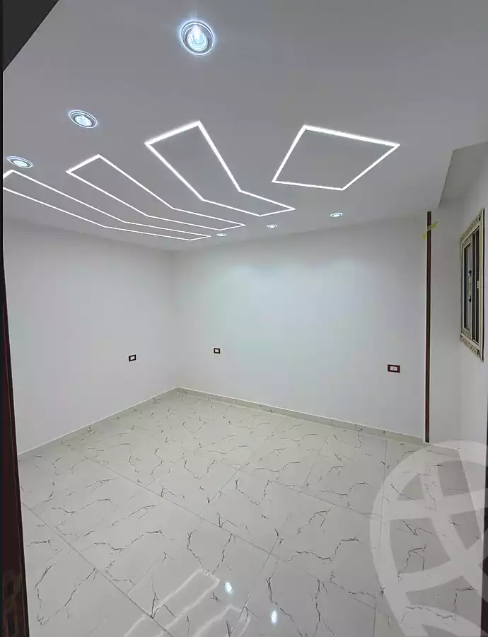https://aqarmap.com.eg/en/listing/7184043-for-sale-alexandria-lsywf-el-falki