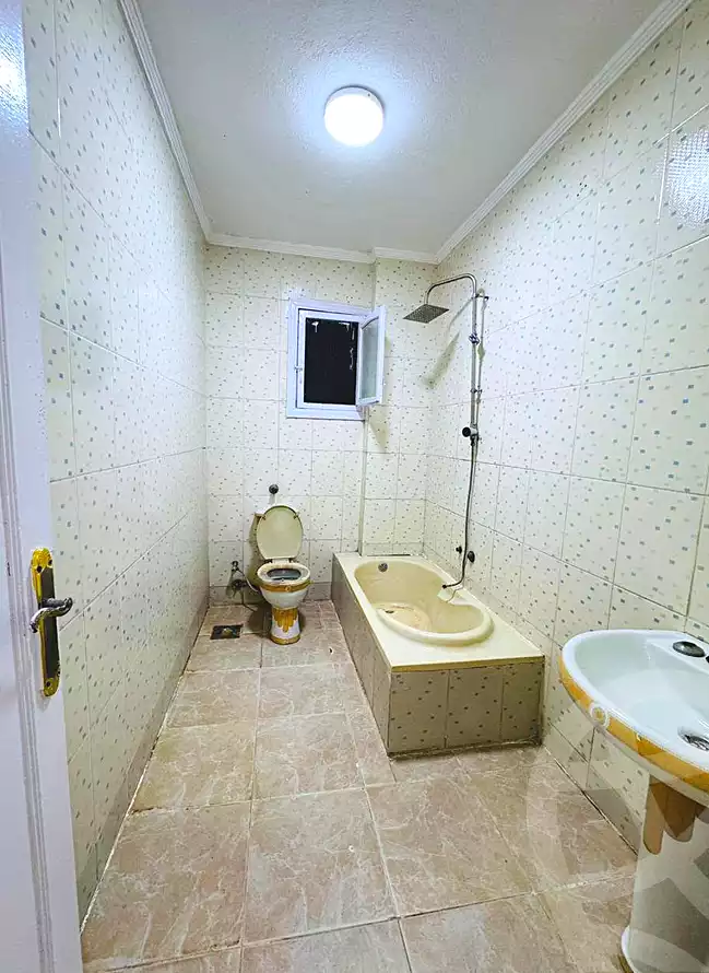 https://aqarmap.com.eg/ar/listing/7184083-for-sale-alexandria-al-agamy-shataa-el-nakheel