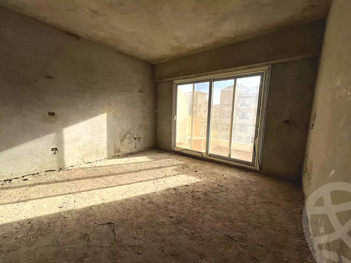 https://aqarmap.com.eg/en/listing/7184320-for-sale-cairo-new-cairo-compounds-stwn-ryzydns-by-ar-y-llttwyr