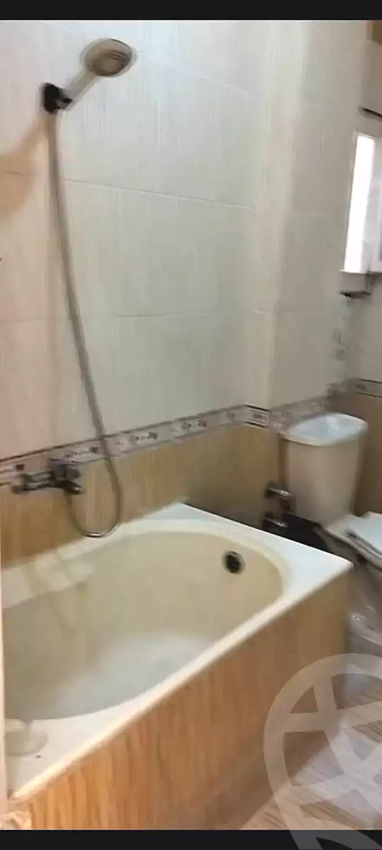 https://aqarmap.com.eg/en/listing/7184380-for-rent-alexandria-al-agamy-el-hanouvel-hussein-waly-st
