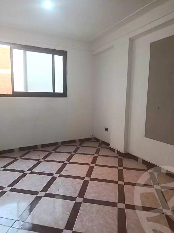https://aqarmap.com.eg/ar/listing/7184665-for-sale-alexandria-lsywf-el-falki