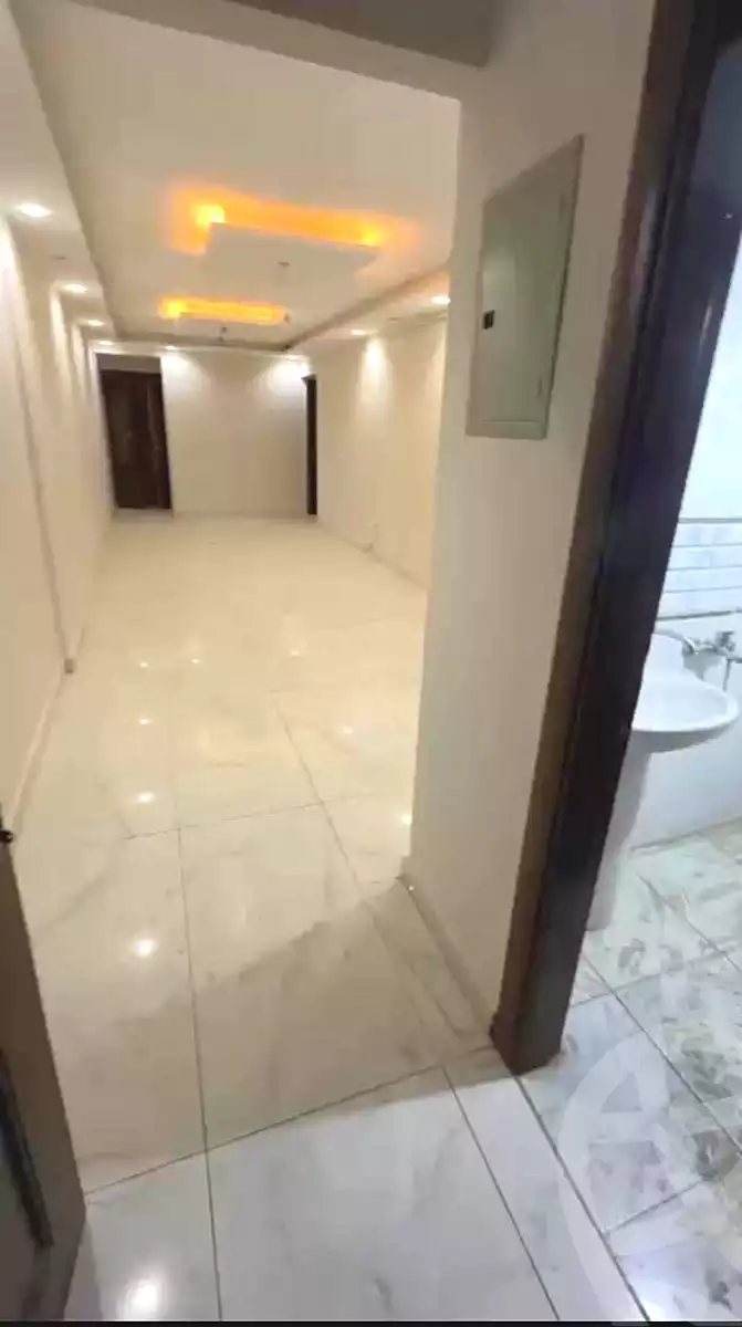 https://aqarmap.com.eg/ar/listing/7184666-for-sale-cairo-ain-shams-el-naam-shahin-st