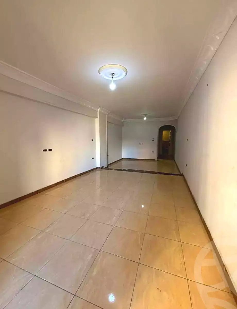 https://aqarmap.com.eg/ar/listing/7184683-for-sale-alexandria-al-agamy-lbytsh-mohamed-el-fardi-st
