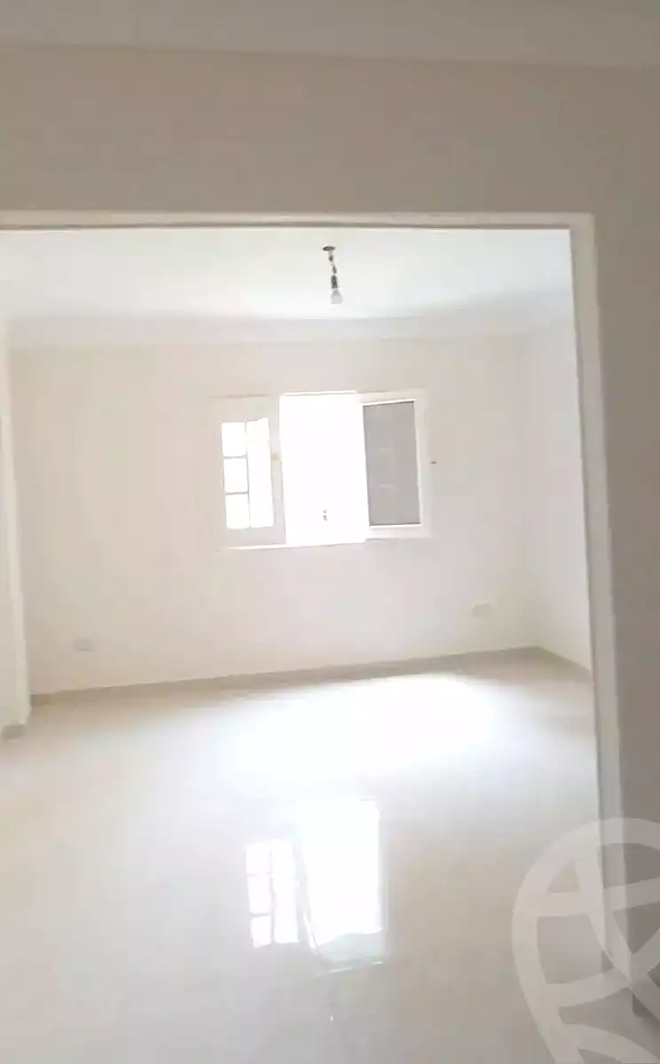 https://aqarmap.com.eg/ar/listing/7184743-for-sale-alexandria-ganaklis