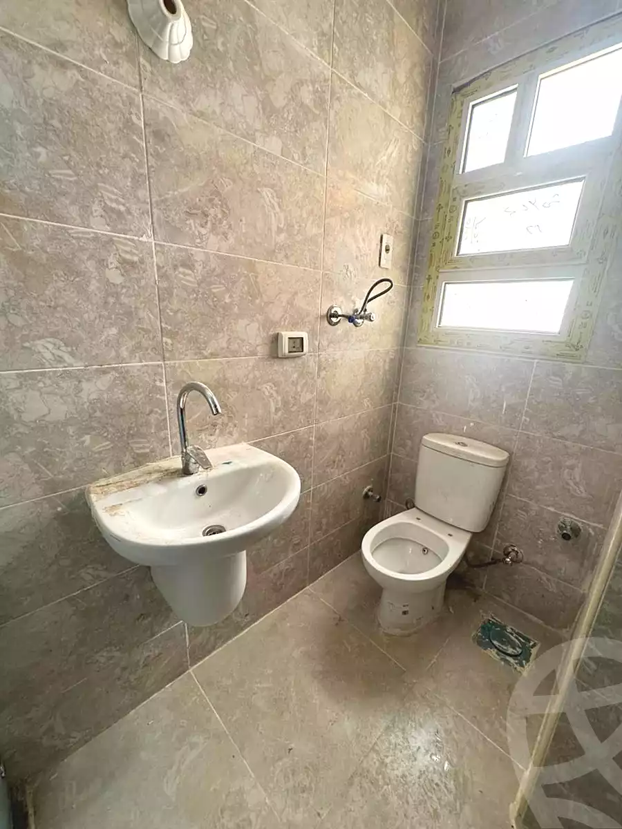 https://aqarmap.com.eg/ar/listing/7184848-for-rent-cairo-6th-of-october-el-tawsaat-el-shamalya-hy-2000-qt