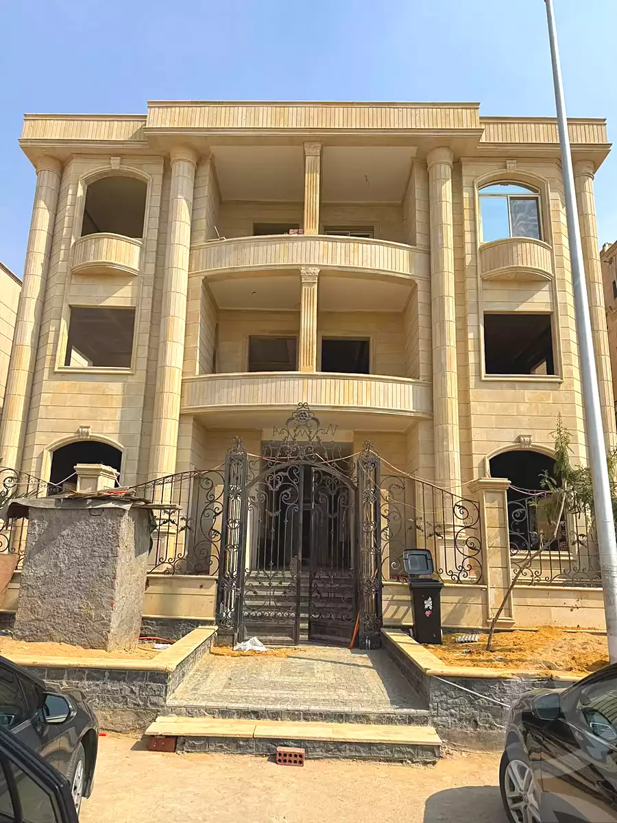 https://aqarmap.com.eg/ar/listing/7184936-for-sale-cairo-new-cairo-el-narges-el-narges-1-el-mosheer-ahmed-badawi-st