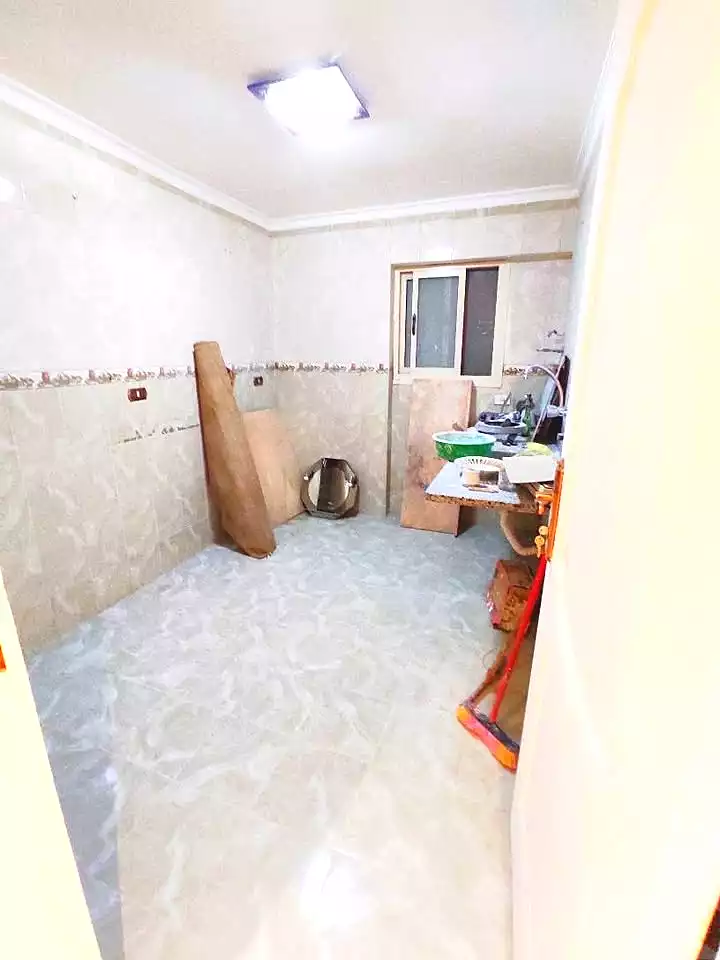 https://aqarmap.com.eg/en/listing/7184937-for-sale-alexandria-sydy-bshr-sydy-bshr-bhry-khalil-hamada-st