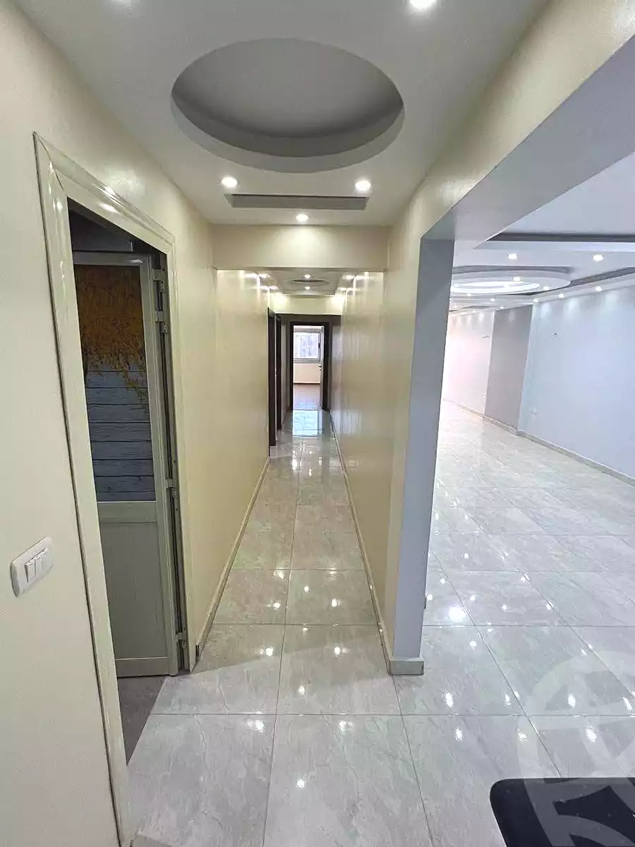 https://aqarmap.com.eg/en/listing/7185105-for-rent-cairo-helwan-mostafa-fahmy-st