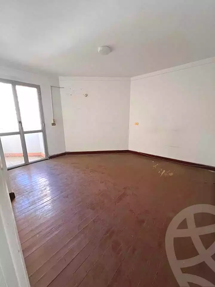 https://aqarmap.com.eg/ar/listing/7185533-for-sale-alexandria-fyktwry-shr-jml-bd-lnsr