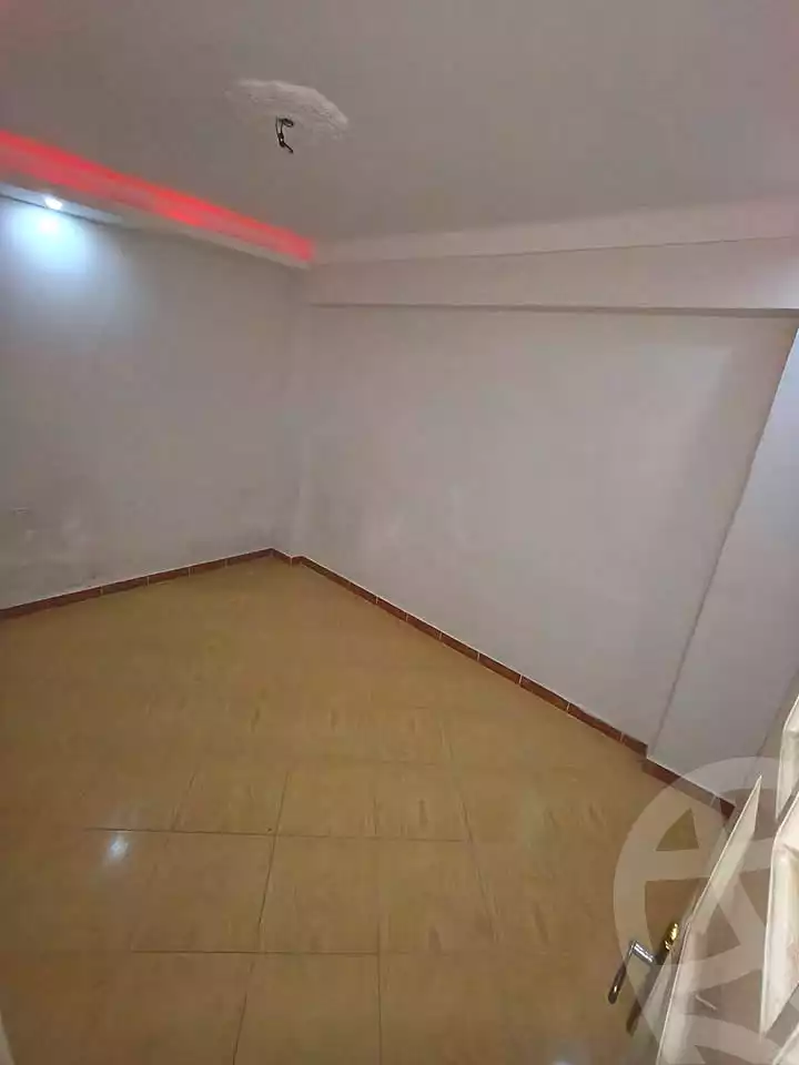 https://aqarmap.com.eg/ar/listing/7185583-for-sale-alexandria-lsywf-el-falki