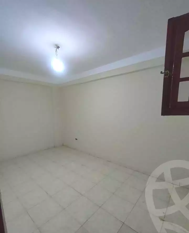 https://aqarmap.com.eg/en/listing/7185838-for-sale-alexandria-lsywf-el-falki