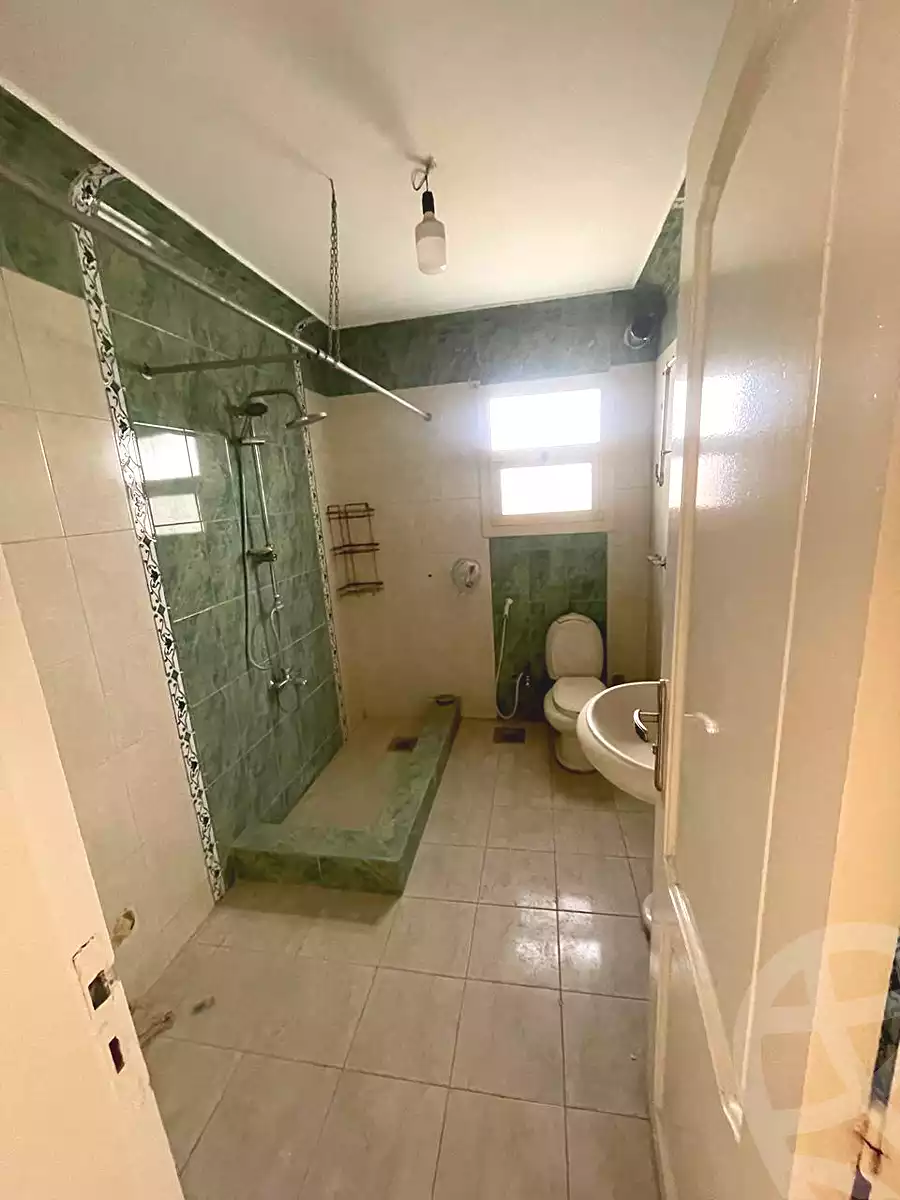 https://aqarmap.com.eg/ar/listing/7185875-for-sale-cairo-6th-of-october-el-ahyaa-neighborhood-1st-rich-bake-st