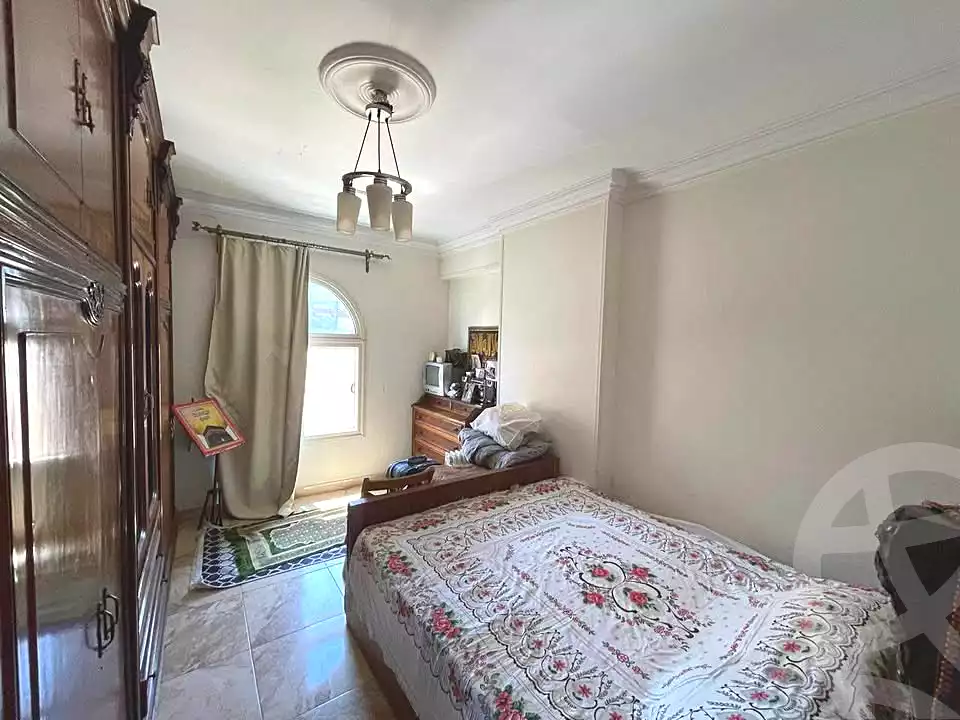 https://aqarmap.com.eg/en/listing/7185987-for-sale-alexandria-ganaklis