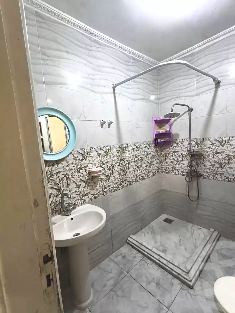 https://aqarmap.com.eg/ar/listing/7186030-for-sale-alexandria-al-agamy-lbytsh-al-kaada-st