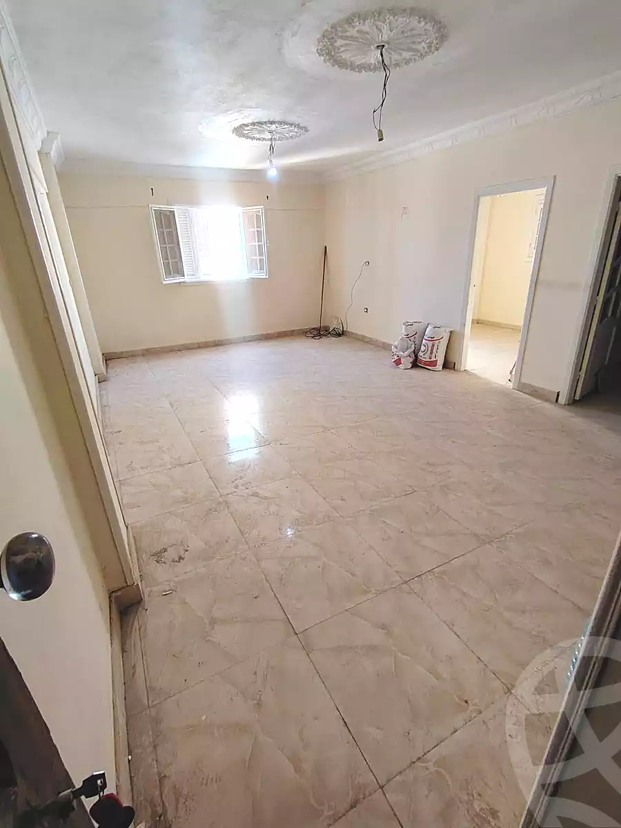 https://aqarmap.com.eg/ar/listing/7186039-for-sale-alexandria-lsywf-el-falki