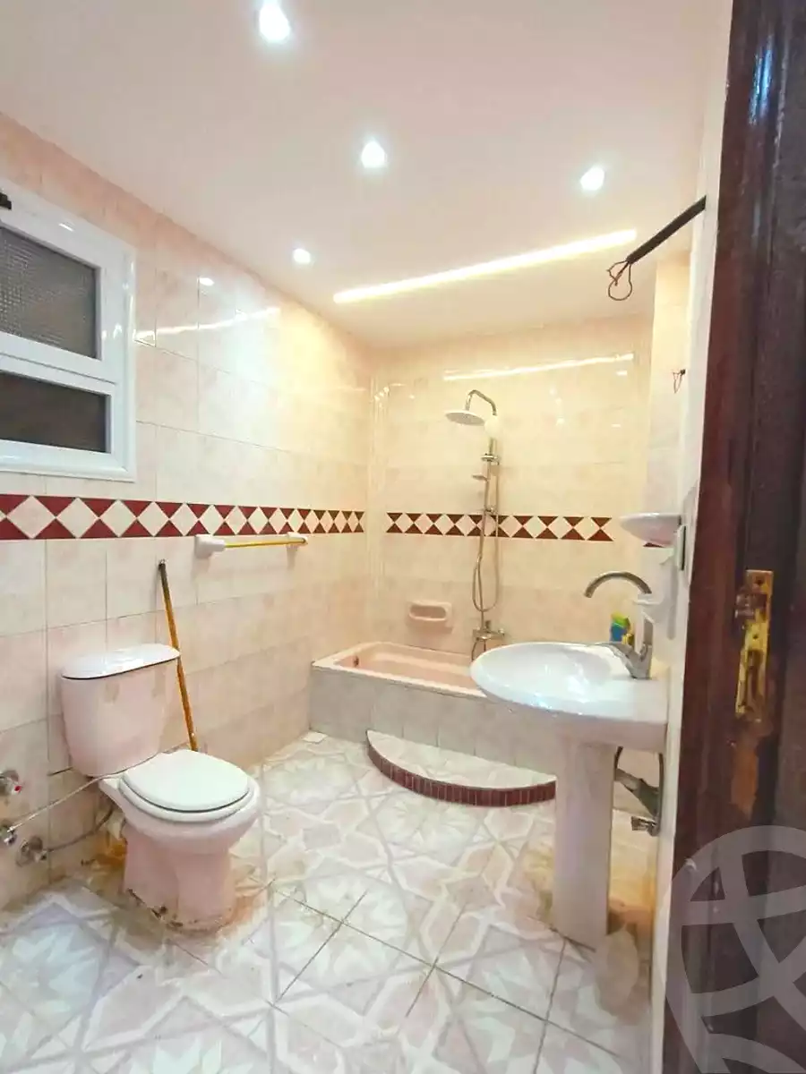 https://aqarmap.com.eg/en/listing/7186048-for-rent-alexandria-al-agamy-lbytsh-belia-st