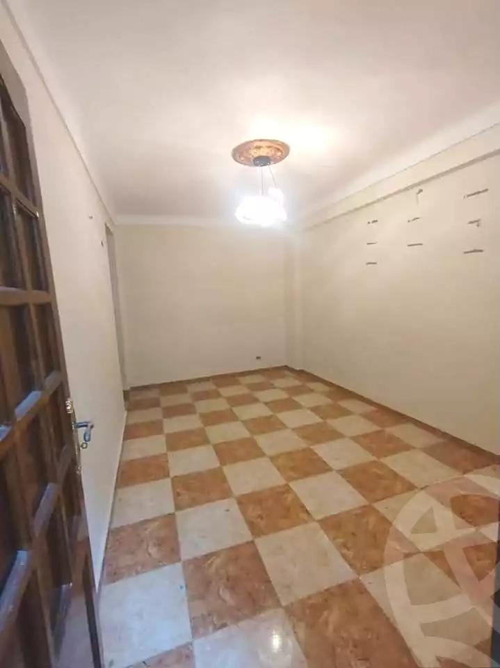 https://aqarmap.com.eg/ar/listing/7186068-for-sale-alexandria-lsywf-el-falki