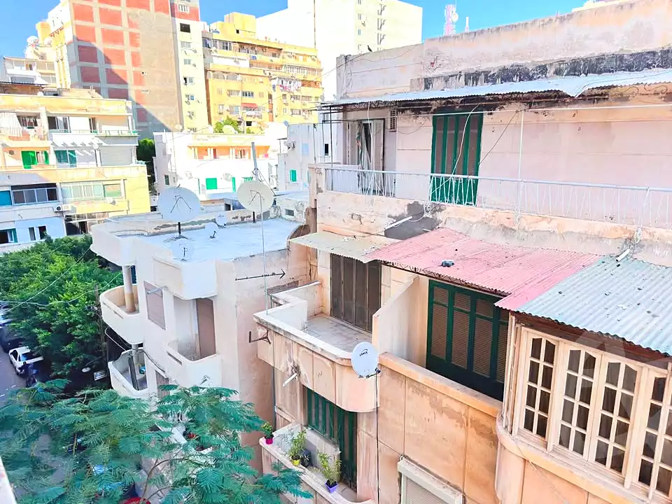 https://aqarmap.com.eg/ar/listing/7186132-for-rent-alexandria-glim-shr-bw-qyr-tryq-lhry