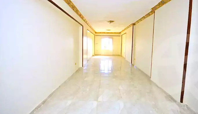 https://aqarmap.com.eg/ar/listing/7186169-for-sale-alexandria-lsywf-shamaa