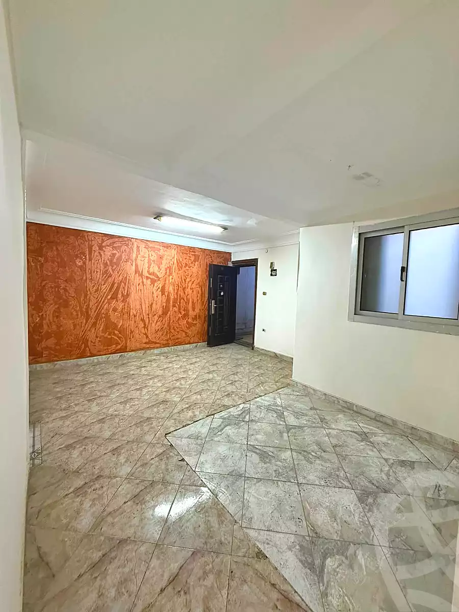 https://aqarmap.com.eg/ar/listing/7186393-for-sale-alexandria-sydy-bshr-sydy-bshr-bhry-gamal-abd-el-nasir-st
